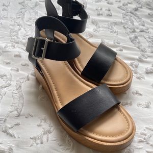 Black Strappy Platform Sandals